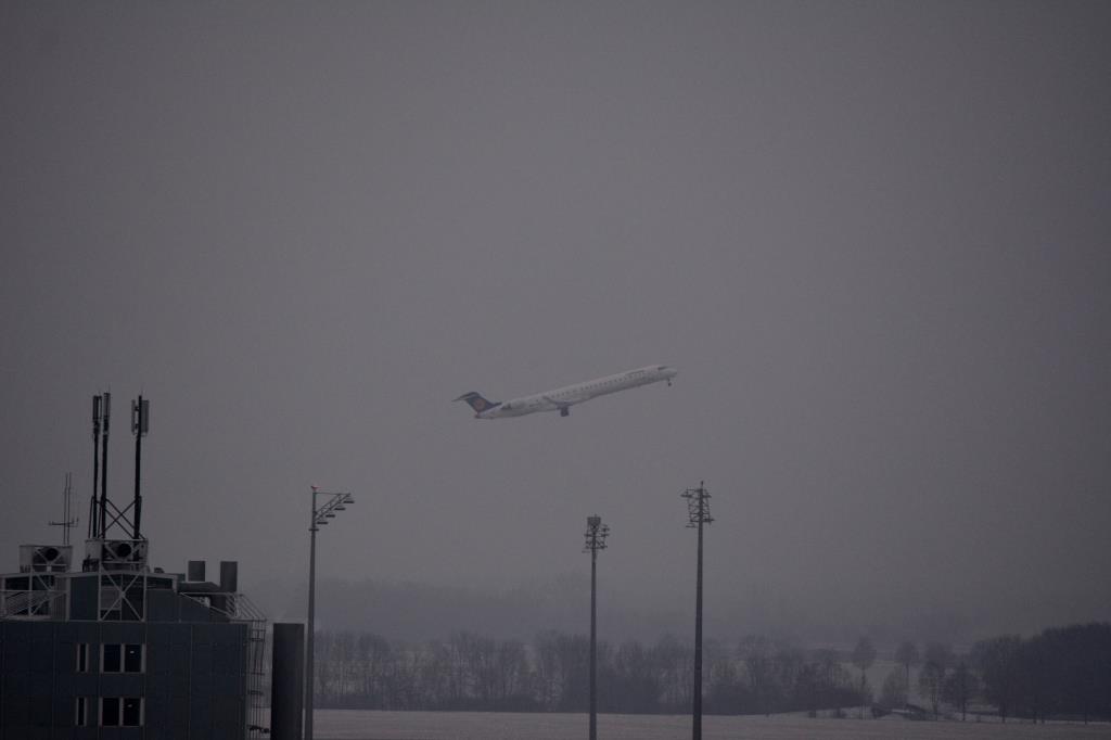 Photo of aircraft D-ACKE operated by Lufthansa Cityline