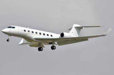 Photo of aircraft N2E operated by Snap Inc