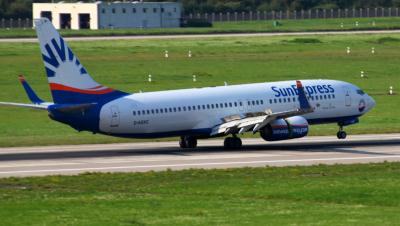 Image of aircraft registration D-ASXC - A 737-86N(WL) operated by Eurowings