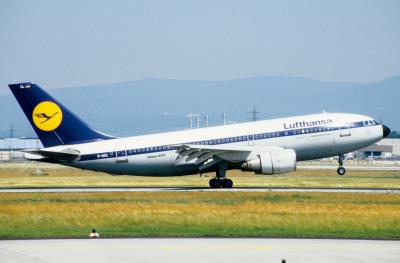 Photo of aircraft D-AICL operated by Lufthansa