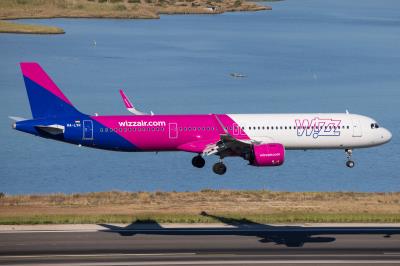 Photo of aircraft HA-LVR operated by Wizz Air