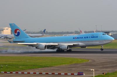 Photo of aircraft HL7601 operated by Korean Air Lines