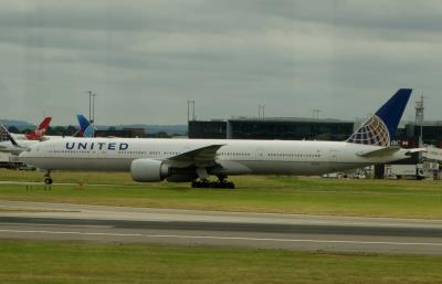 Photo of aircraft N2644U operated by United Airlines