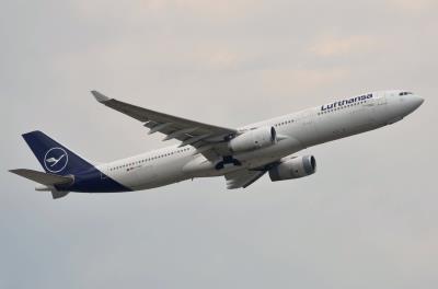 Image of aircraft registration D-AIKP - A A330-343 operated by Lufthansa
