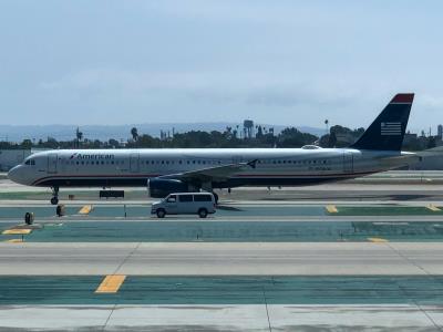 Photo of aircraft N578UW operated by American Airlines