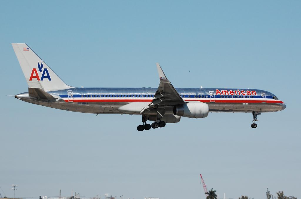 Photo of aircraft N638AA operated by American Airlines