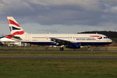 Image of aircraft registration G-EUYJ - A A320-232 operated by British Airways
