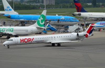 Photo of aircraft F-HMLF operated by HOP!