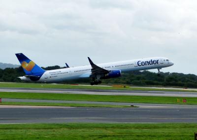 Image of aircraft registration D-ABOE - A 757-330(WL) operated by Condor