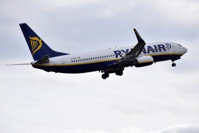 Photo of aircraft EI-DHO operated by Ryanair