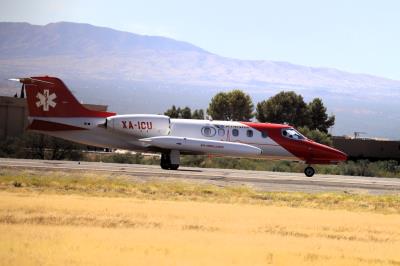 Photo of aircraft XA-ICU operated by Med Jets S.A. de C.V.