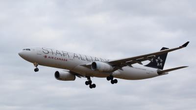 Image of aircraft registration C-GHLM - A A330-343 operated by Air Canada