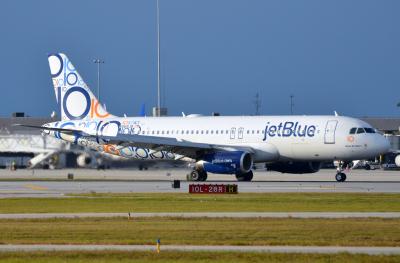Photo of aircraft N569JB operated by JetBlue Airways