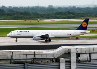 Photo of aircraft D-AISV operated by Lufthansa