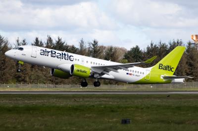 Photo of aircraft YL-AAY operated by Air Baltic