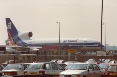 Photo of aircraft C-GTSZ operated by Air Transat