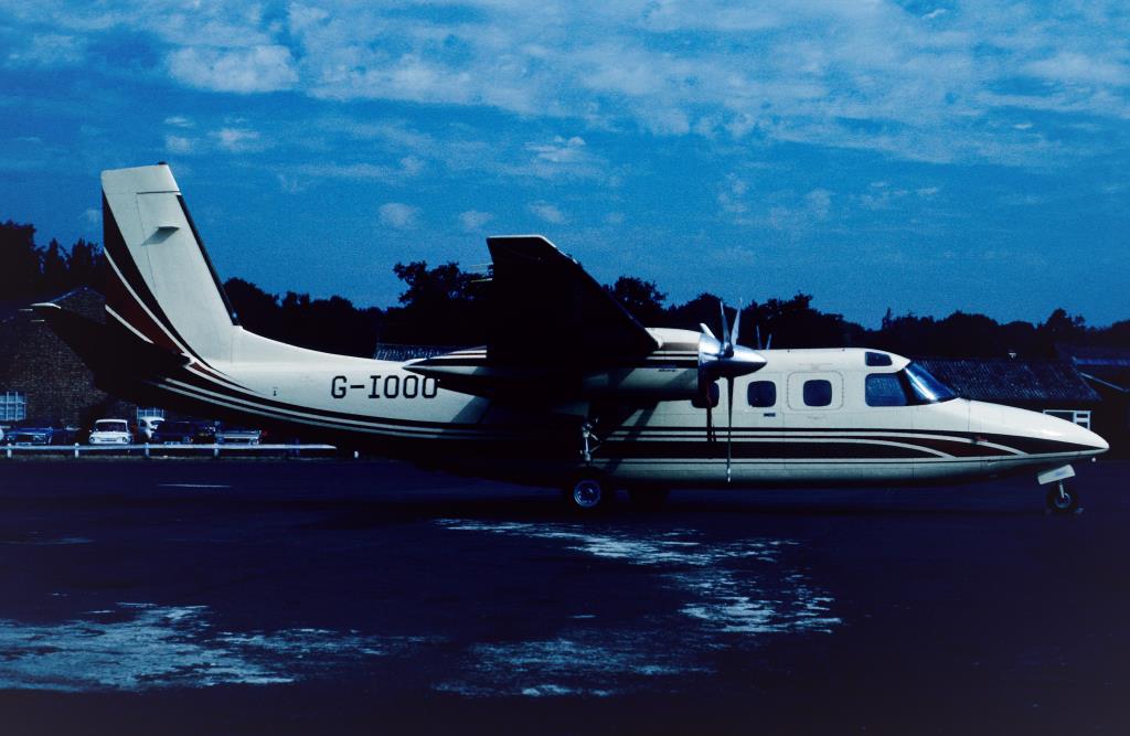 Photo of aircraft G-IOOO operated by Private Owner