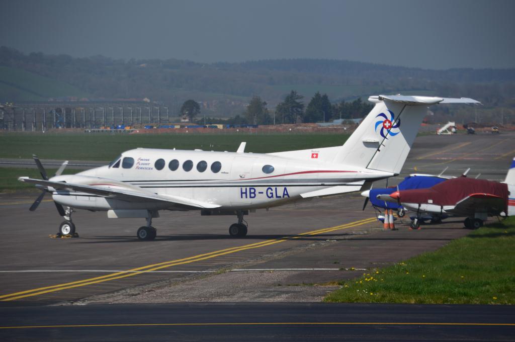 Photo of aircraft HB-GLA operated by Swiss Flight Services SA