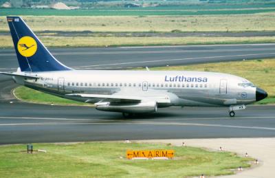 Image of aircraft registration D-ABHX - A 737-230 operated by Lufthansa