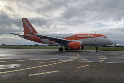 Photo of aircraft G-EZAN operated by easyJet