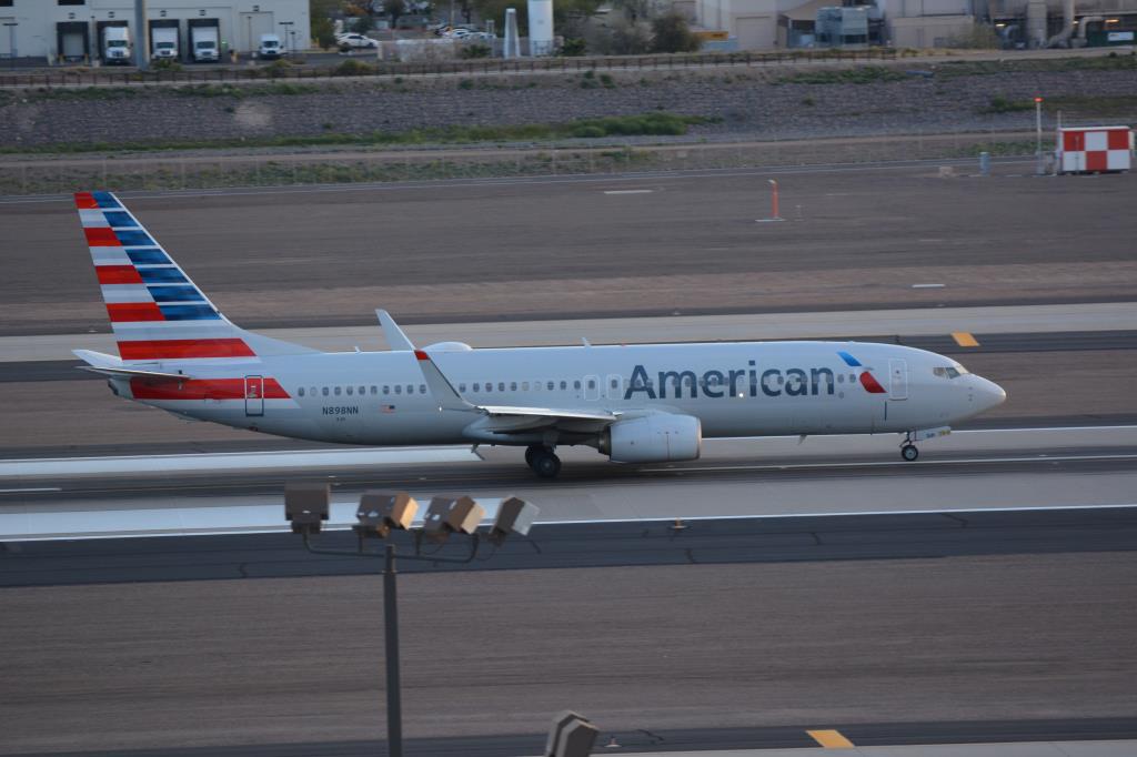 Photo of aircraft N898NN operated by American Airlines