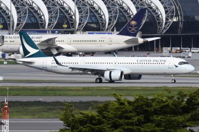 Photo of aircraft B-HPQ operated by Cathay Pacific Airways