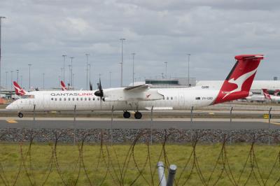 Photo of aircraft VH-QOD operated by QantasLink