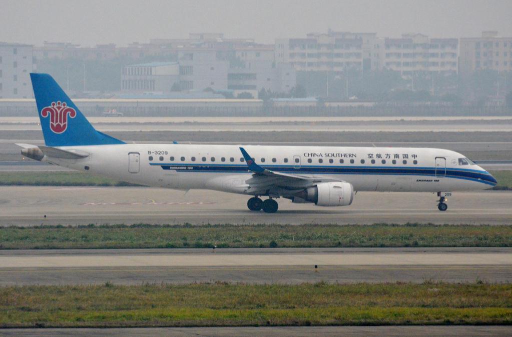Photo of aircraft B-3209 operated by China Southern Airlines