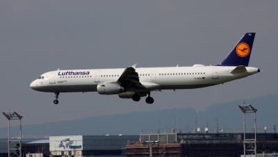 Photo of aircraft D-AISU operated by Lufthansa