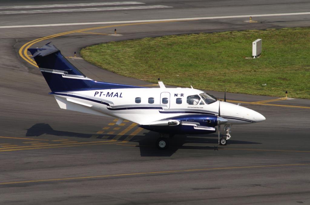 Photo of aircraft PT-MAL operated by NHR Taxi Aereo