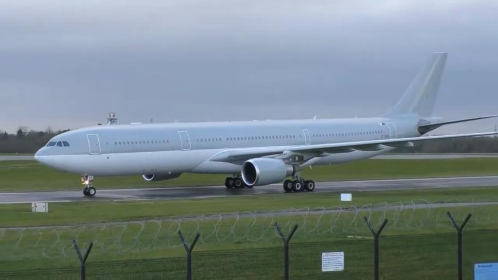 Photo of aircraft A7-AEB operated by Qatar Airways