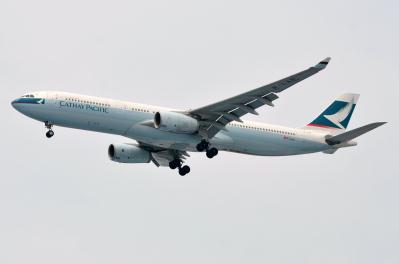 Photo of aircraft B-LAR operated by Cathay Pacific Airways