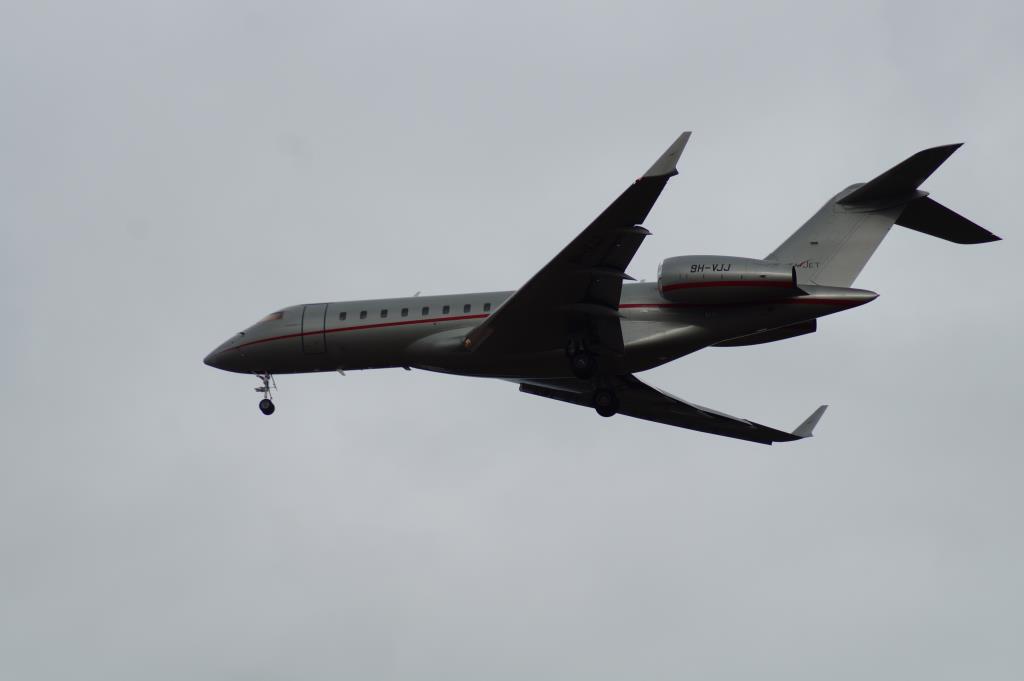 Photo of aircraft 9H-VJJ operated by VistaJet Malta