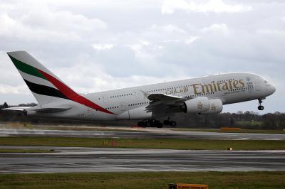 Photo of aircraft A6-EEB operated by Emirates