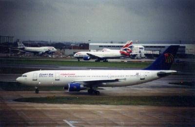 Image of aircraft registration SU-GAS - A A300-622RF operated by Egyptair