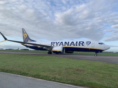 Photo of aircraft EI-HGZ operated by Ryanair