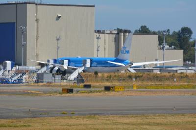 Photo of aircraft PH-BHM operated by KLM Royal Dutch Airlines