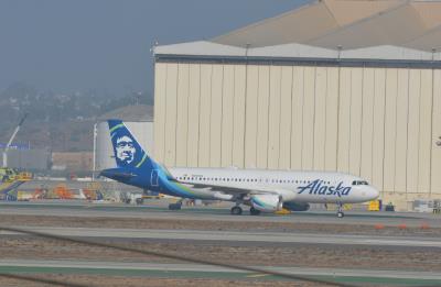 Photo of aircraft N365VA operated by Alaska Airlines