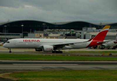 Photo of aircraft EC-NXC operated by Iberia