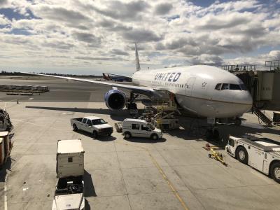 Photo of aircraft N778UA operated by United Airlines