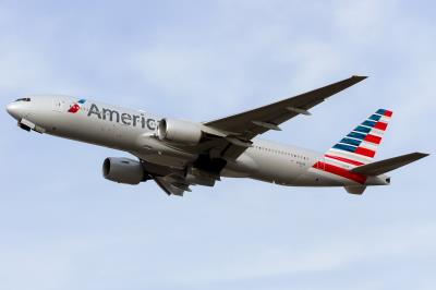 Image of aircraft registration N782AN - A 777-223(ER) operated by American Airlines