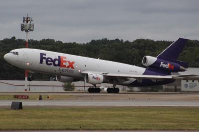 Photo of aircraft N560FE operated by Federal Express (FedEx)
