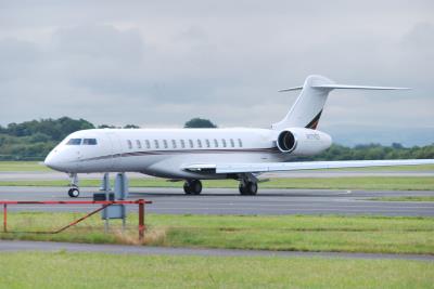 Photo of aircraft N179QS operated by NetJets