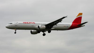 Photo of aircraft EC-JQZ operated by Iberia
