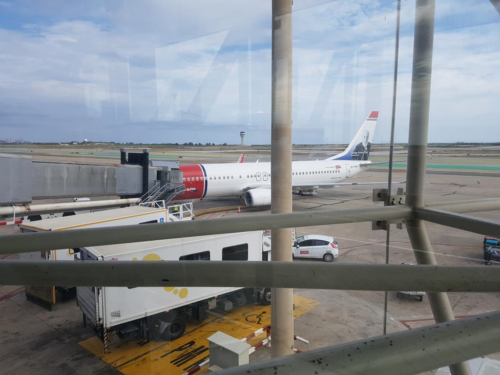 Photo of aircraft EI-FVP operated by Norwegian Air International