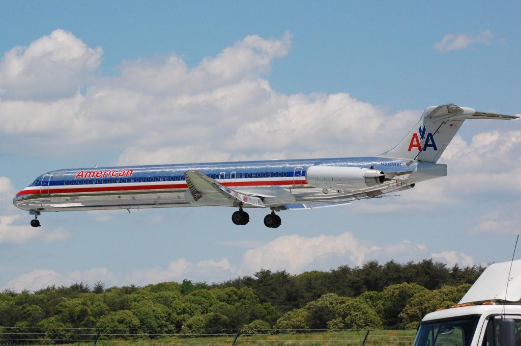Photo of aircraft N510AM operated by American Airlines