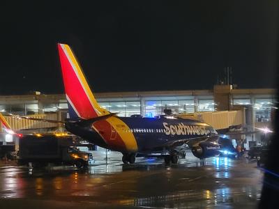 Photo of aircraft N213WN operated by Southwest Airlines