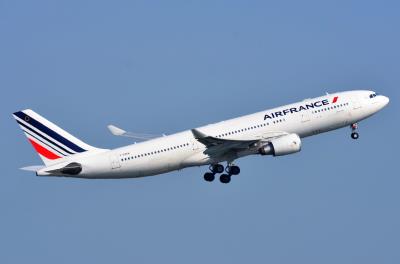 Photo of aircraft F-GZCN operated by Air France