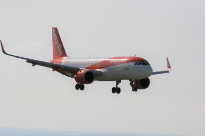 Image of aircraft registration G-UZHM - A A320-251N(WL) operated by easyJet
