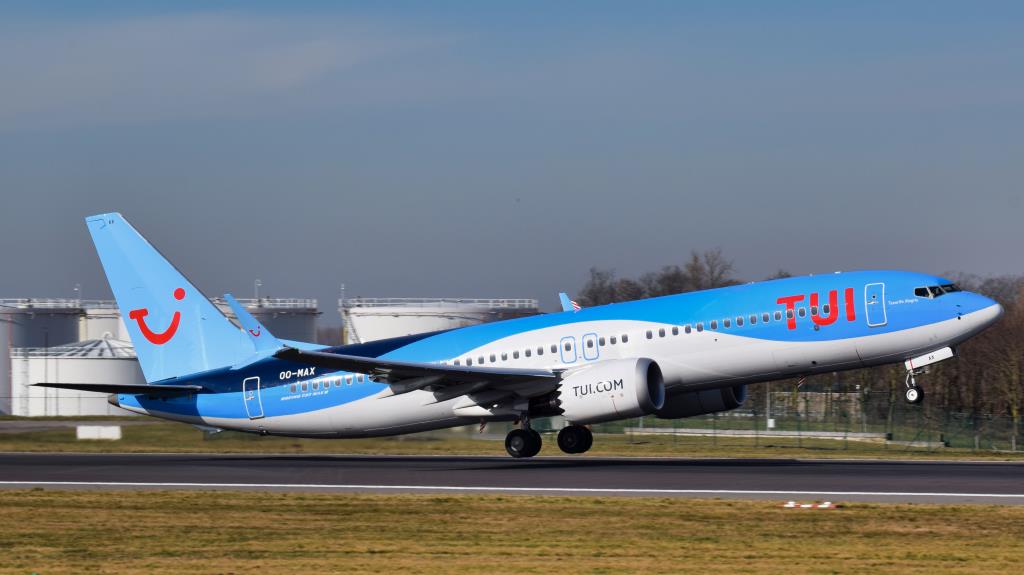 Photo of aircraft OO-MAX operated by TUI Airlines Belgium